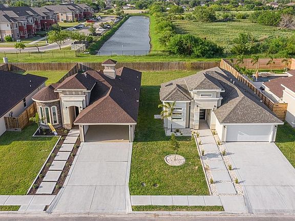 3rd image of 2701 Imperial Oaks Dr