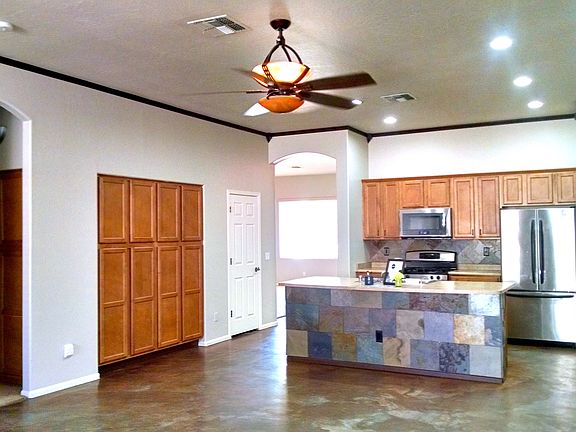 Lots of kitchen storage