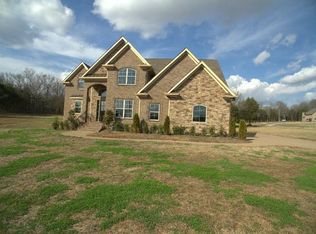 10641 Stewarts Ferry Pike, Lebanon, TN 37090