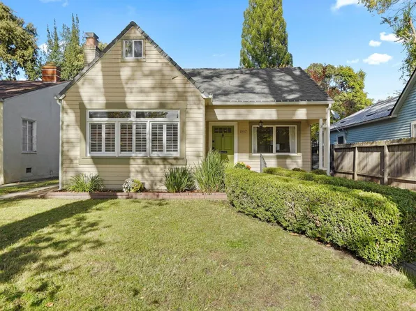 1957 5th Ave, Sacramento, CA 95818