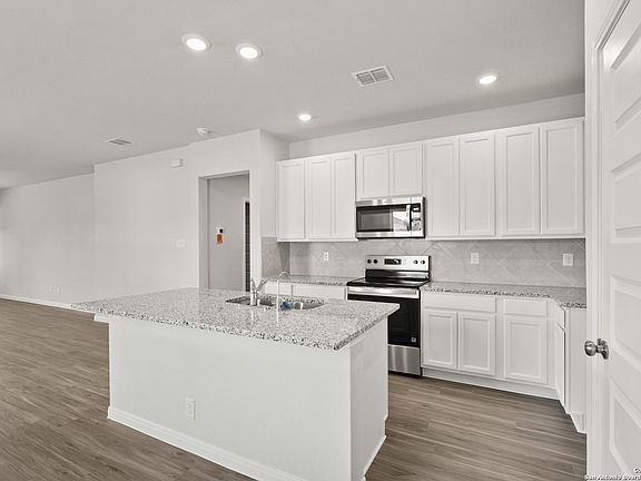 3rd image of 1201 Sweden