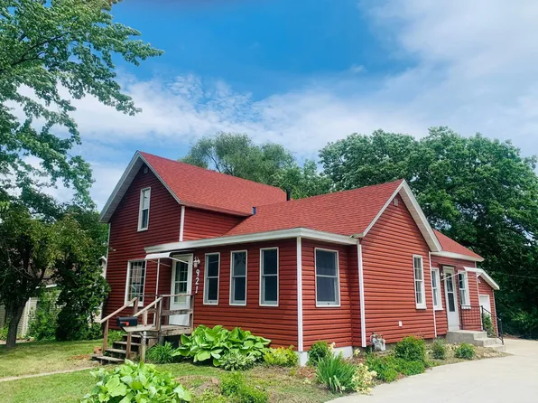 921 Ramsey St, Hastings, MN 55033