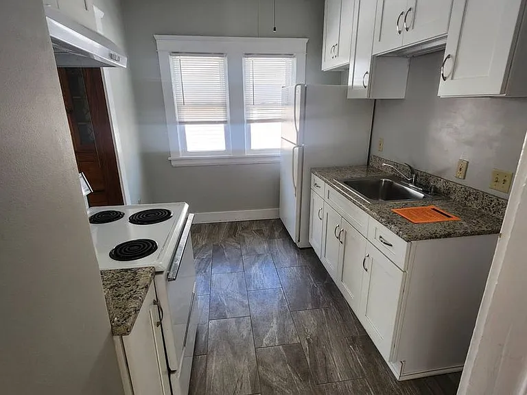 1313 Marlowe Ave — Photo 25