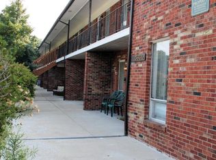 3216 Twin Oak Ln, Louisville, KY 40219