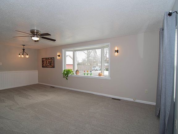 4th image of 5223 Stellhorn Rd