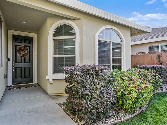 4th image of 3445 W Buena Vista Ave