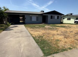 428 W Wayside Dr, Dinuba, CA
