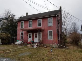 15 Eshbach Ln, Bechtelsville, PA 19505