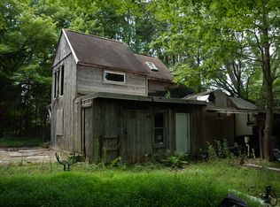 284 Halls Hill Rd, Colchester, CT 06415