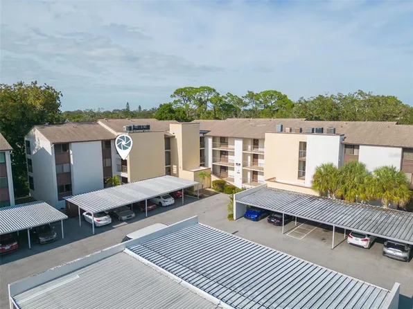 2733 Orchid Oaks Dr #202BAY, Sarasota, FL 34239