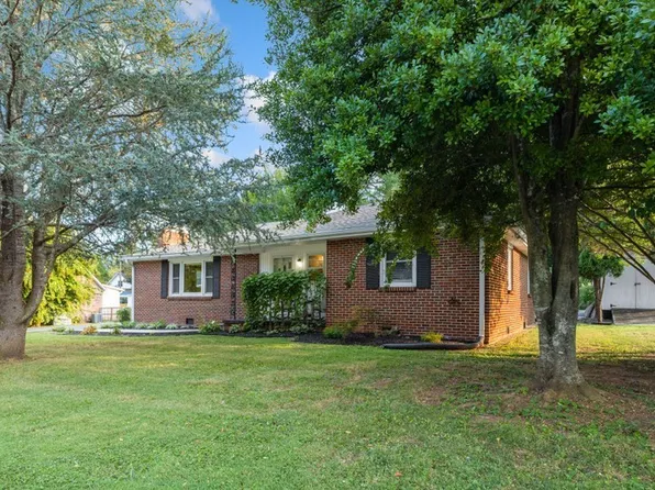 207 Ross Ave, McMinnville, TN 37110