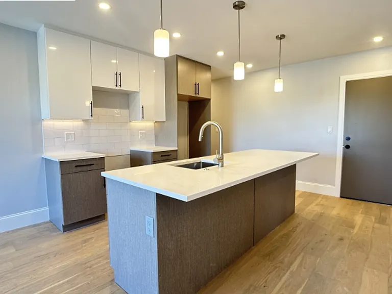 425 Market St #200 — Photo 3