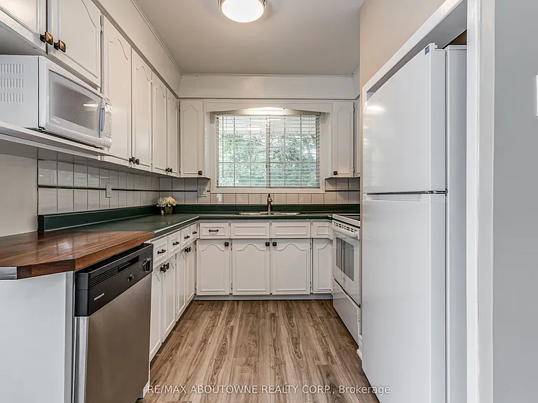 19 Friars Ct — Photo 17