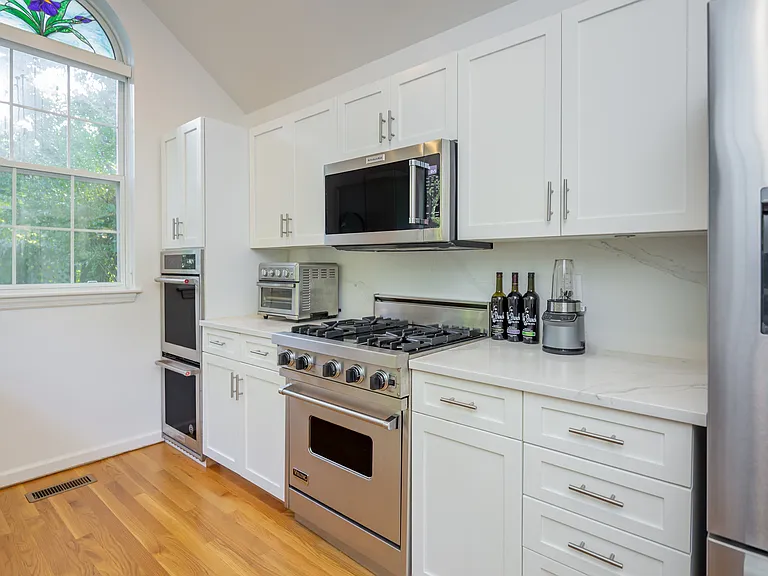39 Wooded Oak Ln — Photo 11