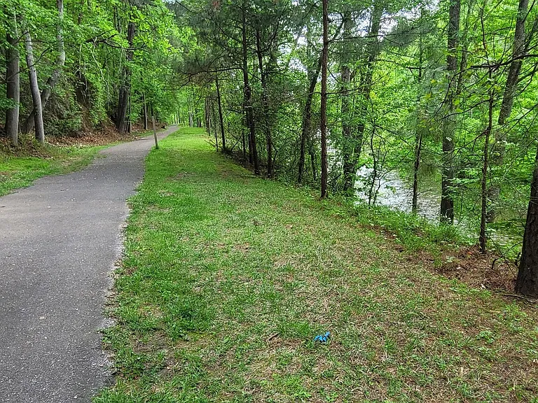 369 Hillside Dr — Photo 26