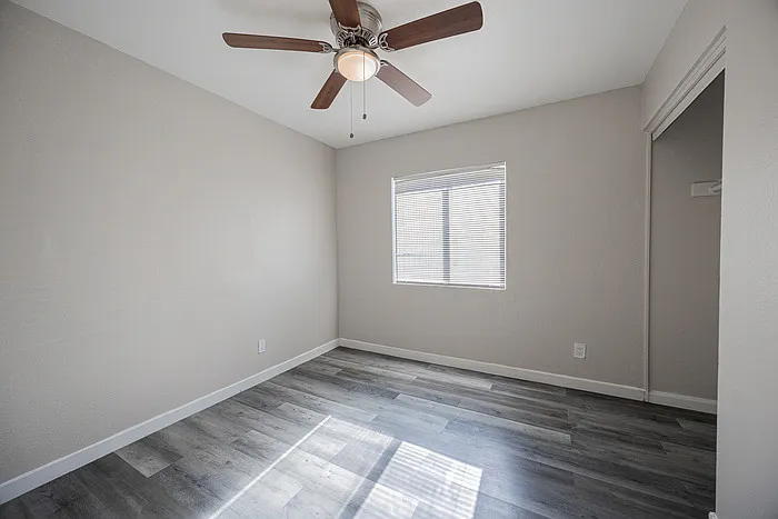 1703 W Mountain View Rd #1 — Photo 9