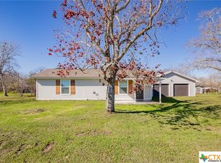 428 Baass Ln, Victoria, TX 77905