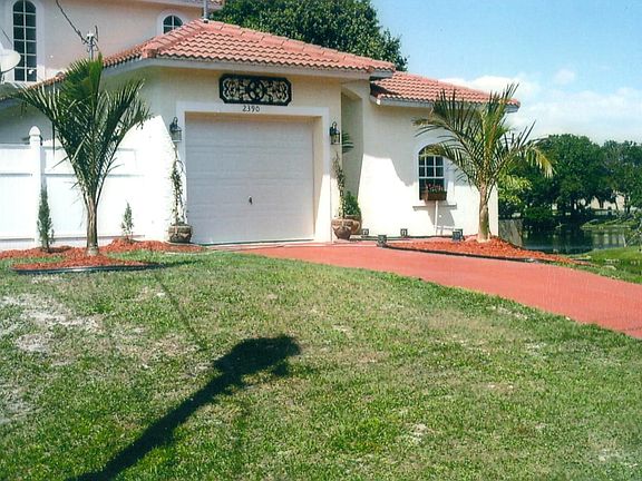 4th image of 2390 Havana Dr