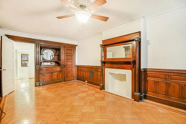 Rented by Compass | media 35