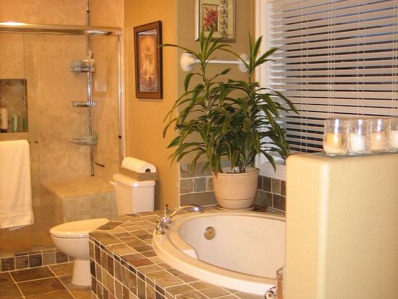 5-piece master bath
