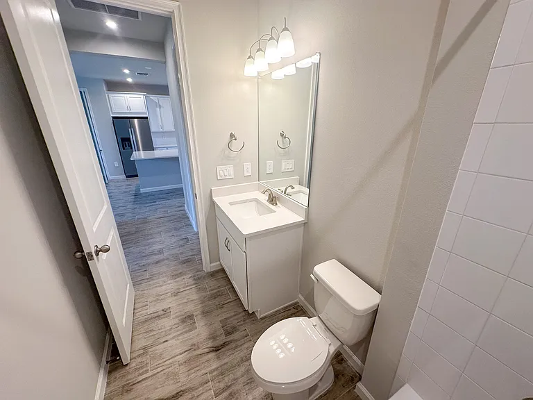 4551 Arboretum Cir #202 — Photo 37