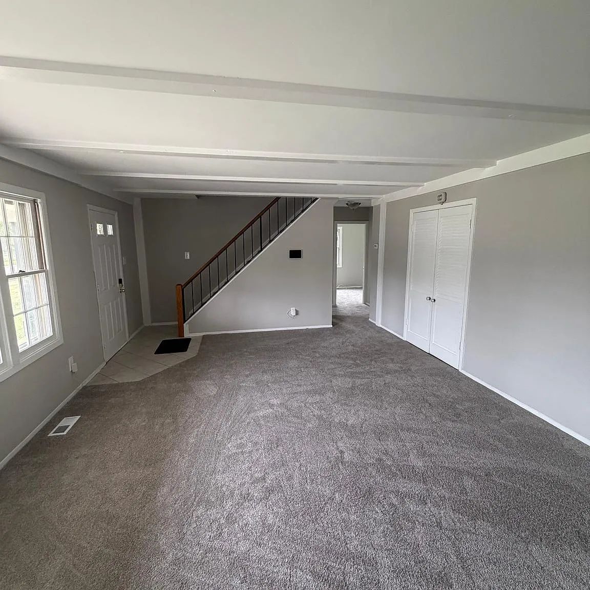 4 bed, 2.0 bath, 1573 sqft, $3,100 — Photo 3