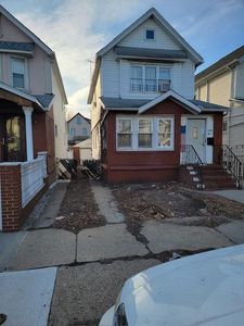 10448 112th Street, South Richmond Hill, NY, 11419