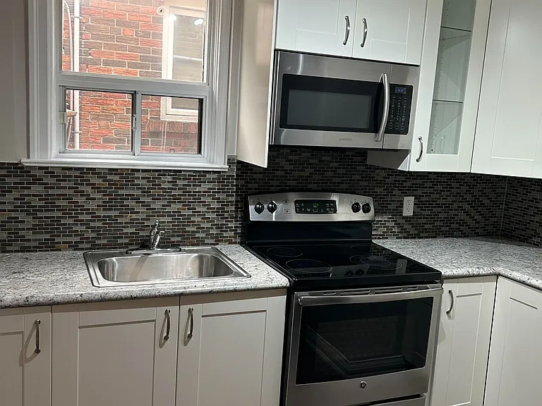 394 Whitmore Ave #MAIN — Photo 8