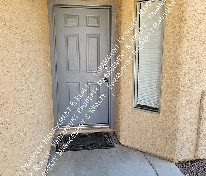 8800 N 107th Ave #68 — Photo 2