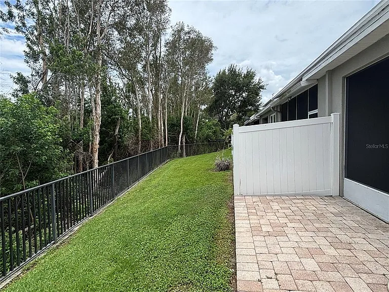 624 Black Lion Dr NE — Photo 29