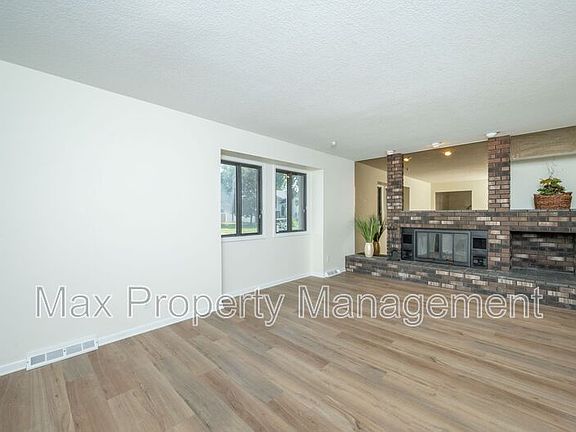 4th image of 1484 NW 91st St
