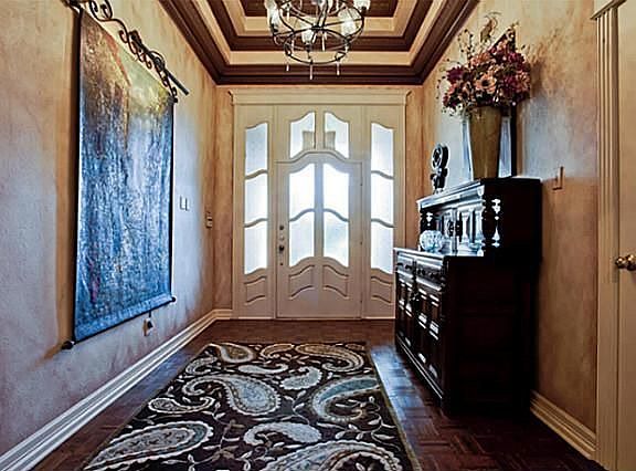 2nd image of 6409 Creekhaven Pl