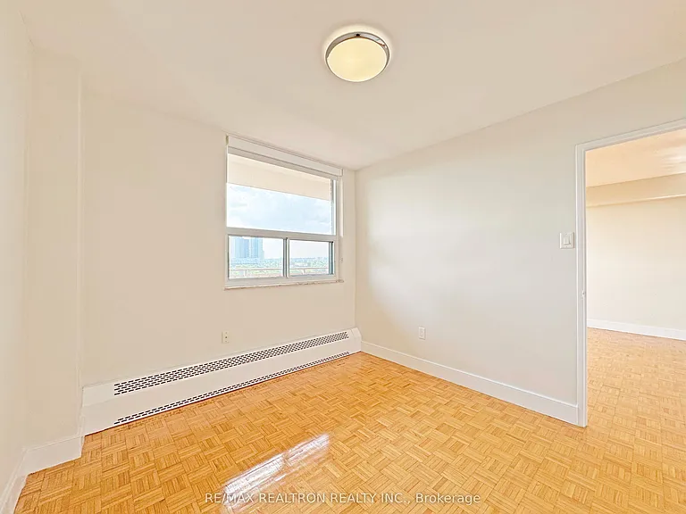 666 Spadina Ave #1001 — Photo 8