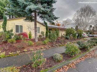 2030 SE Paloma Dr, Gresham, OR 97080