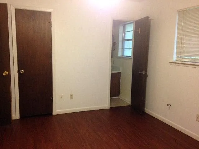 3 bed, 1.5 bath, 1151 sqft, $1,300 — Photo 4