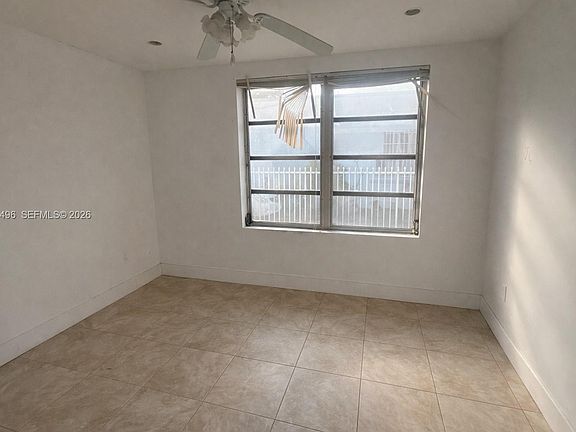4th image of 2217 SW 11th St