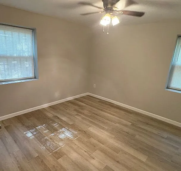 2059 Honeysuckle Ln SW #B — Photo 10