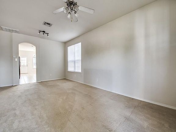 2nd image of 10337 Waterbury Dr