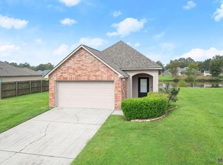 14307 Summerset Dr, Gonzales, LA 70737