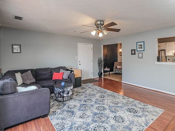 4th image of 245 K 12 Brandy Ct #K-12