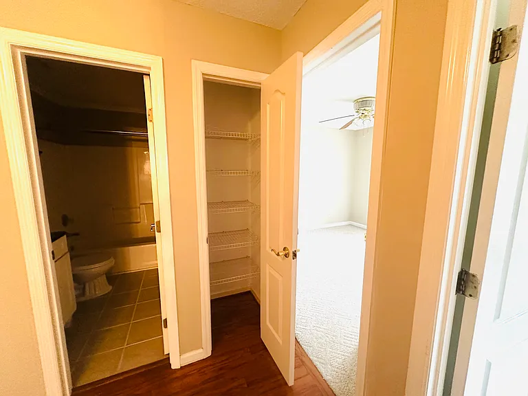 101 Foxwatch Cir — Photo 15