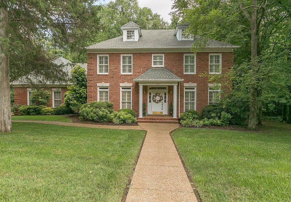 1st image of 1419 Hawthorn Pl