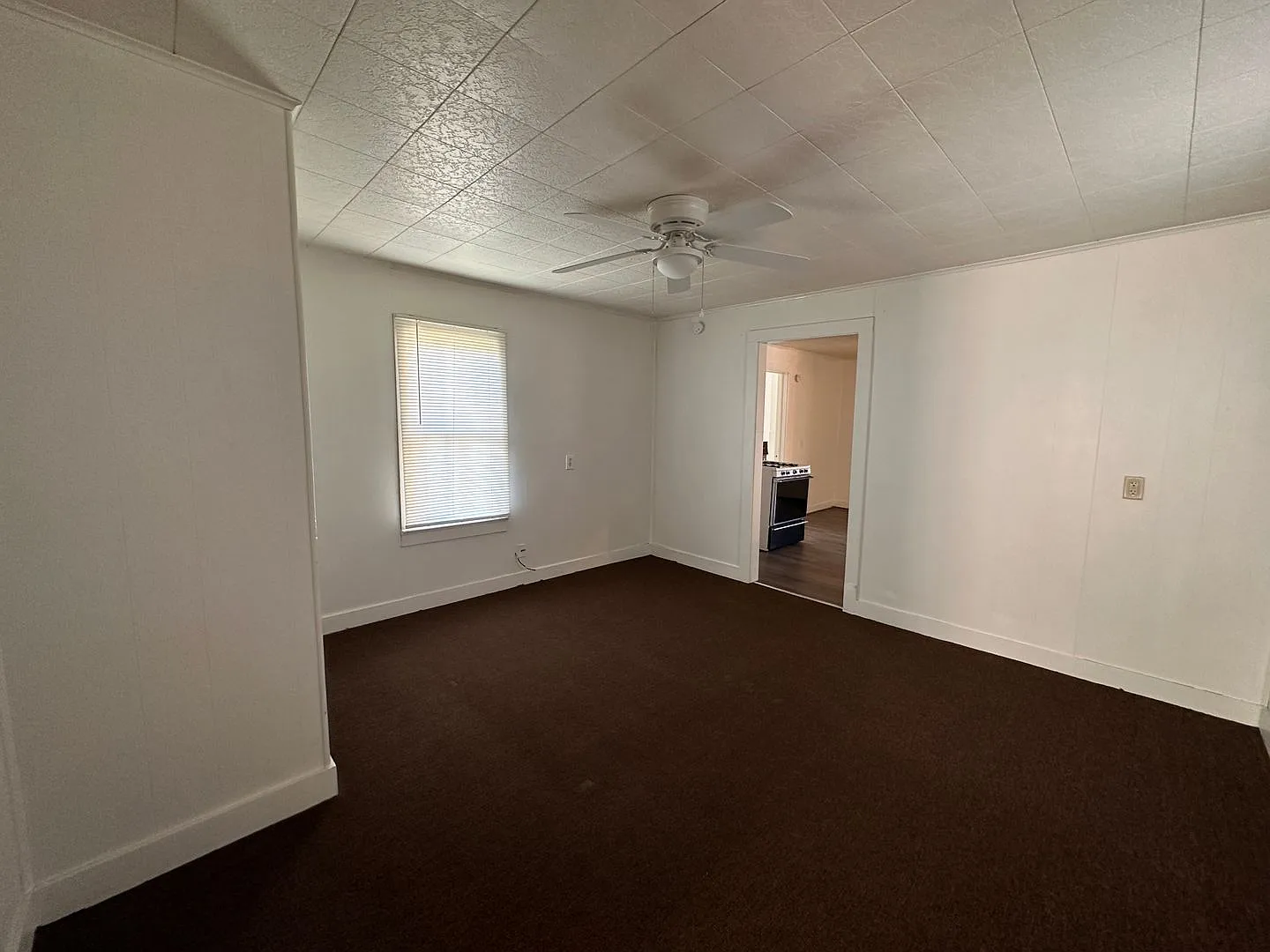 Elgin Home — Photo 2
