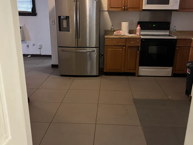510 N Highland Ave — Photo 2