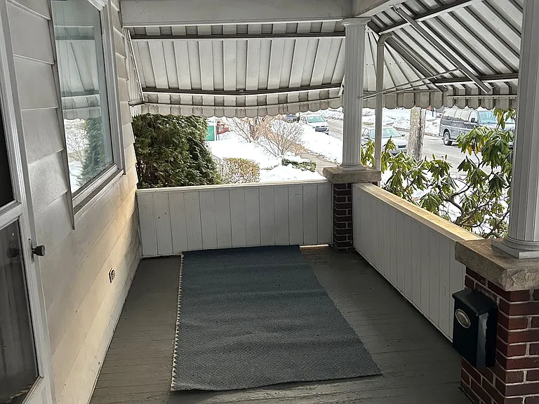 26 S Landon St — Photo 3