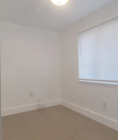 1114-1116 SW 12th Ave — Photo 4