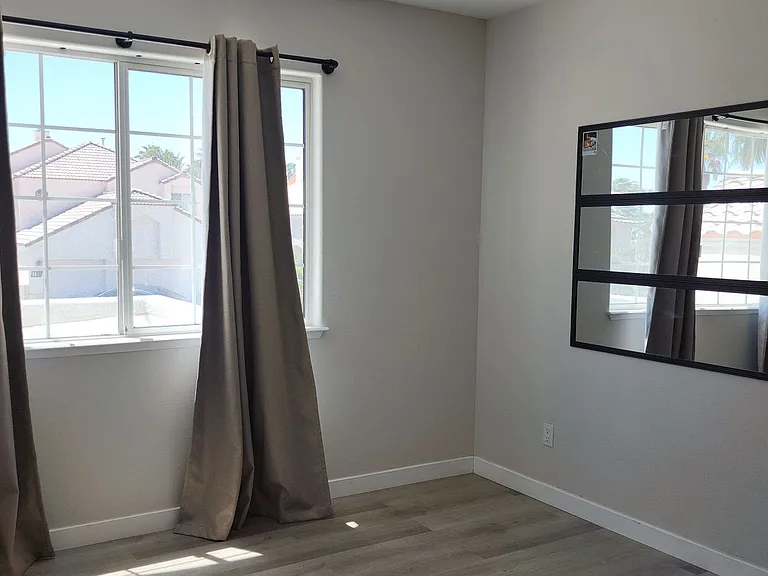 8016 Shorecrest Dr — Photo 21