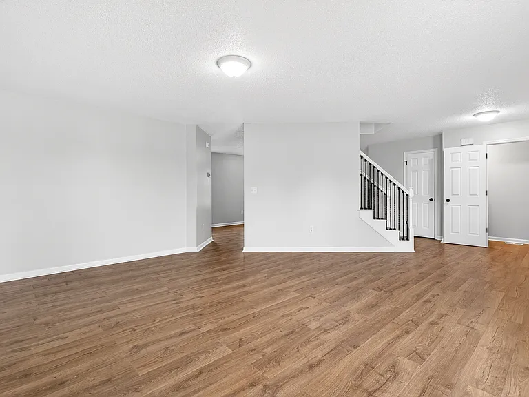 1220 Eastern St — Photo 41