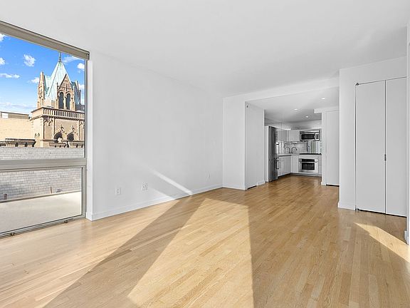 2nd image of 425 E 13th St APT 6P