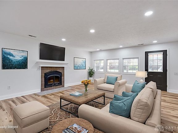 4th image of 9550 Paragon Rd